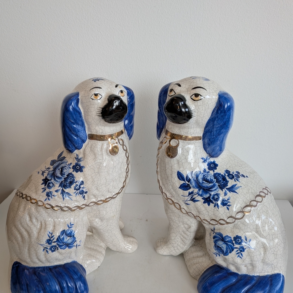 Pair Of Staffordshire Ceramic Mantle Spaniel Dogs Figurines 9" Reproduction READ